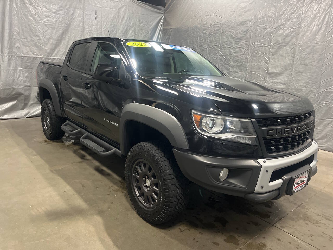 Used 2022 Chevrolet Colorado ZR2 w/ Colorado ZR2 Bison Edition AWD/4WD video 1
