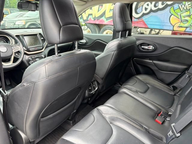 Used 2016 Jeep Cherokee Limited AWD/4WD image 18