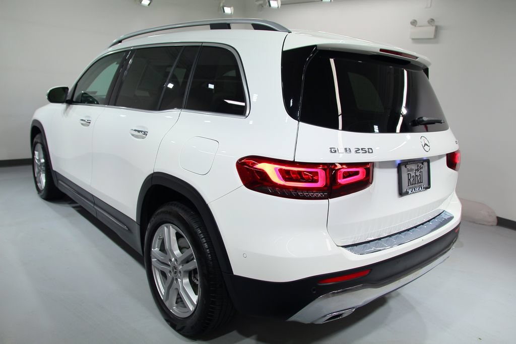 Certified 2023 Mercedes-Benz GLB 250 4MATIC image 17