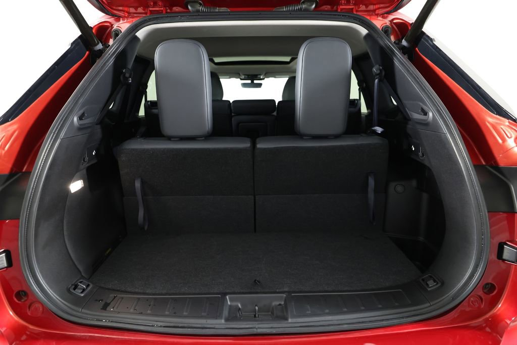 Used 2025 Mitsubishi Outlander SE image 13