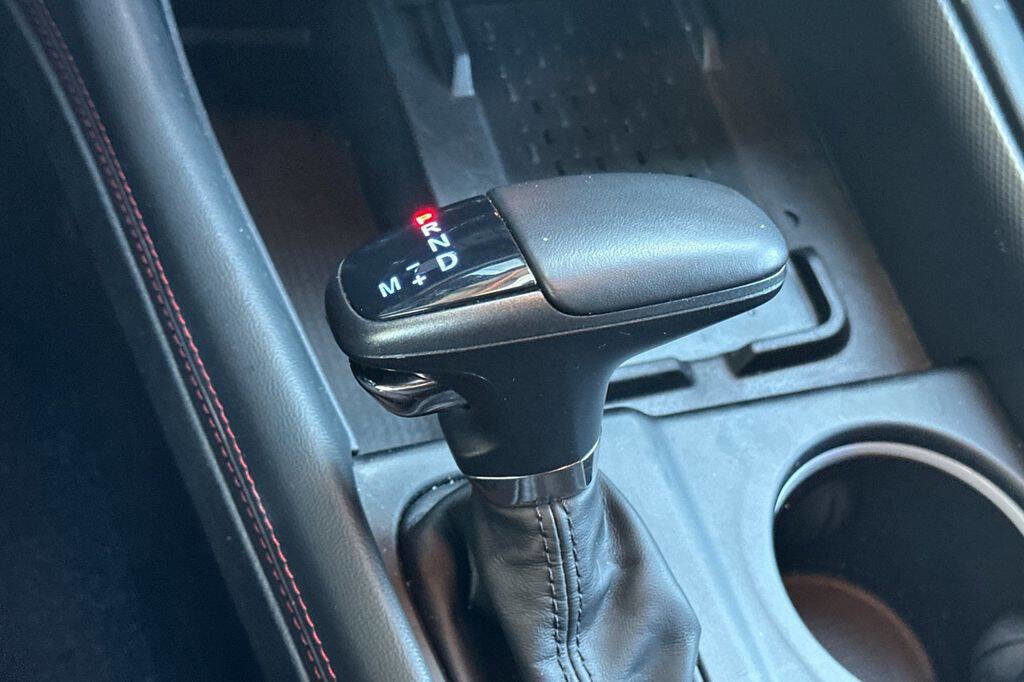 Used 2025 Dodge Durango GT image 21