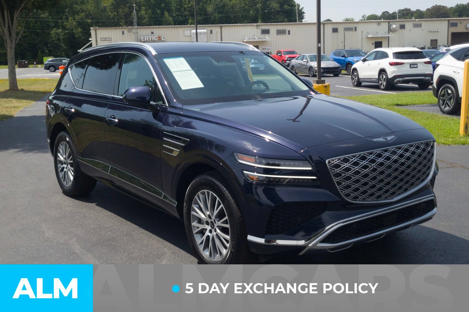 Used 2025 Genesis GV80 2.5T Standard AWD/4WD image 3