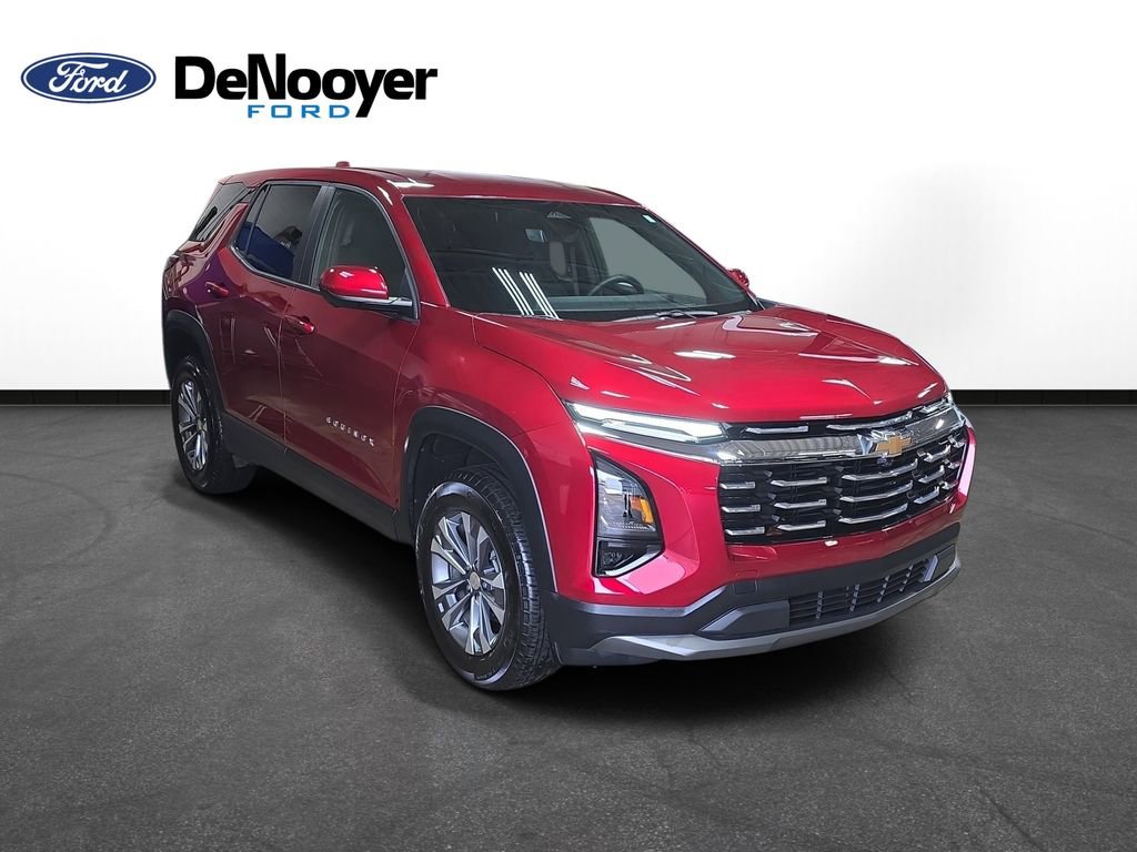 Used 2025 Chevrolet Equinox LT w/ Safety and Technology Package image 4