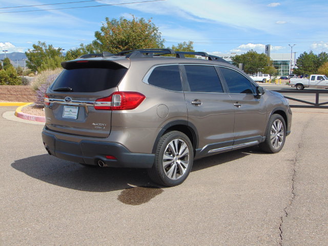 Certified 2022 Subaru Ascent Limited w/ Technology Package AWD/4WD image 4