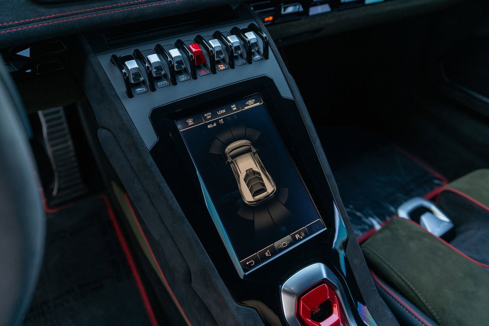 Used 2024 Lamborghini Huracan Sterrato image 35