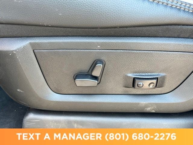 New 2026 RAM 3500 Laramie AWD/4WD image 18
