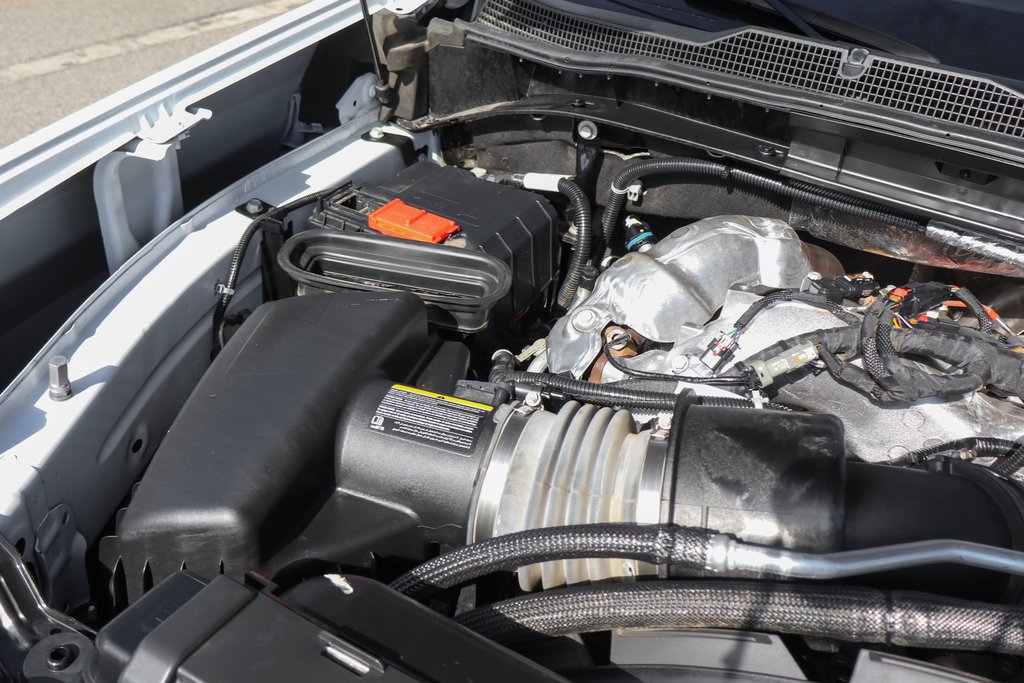Used 2024 Chevrolet Silverado 2500 LT AWD/4WD image 11