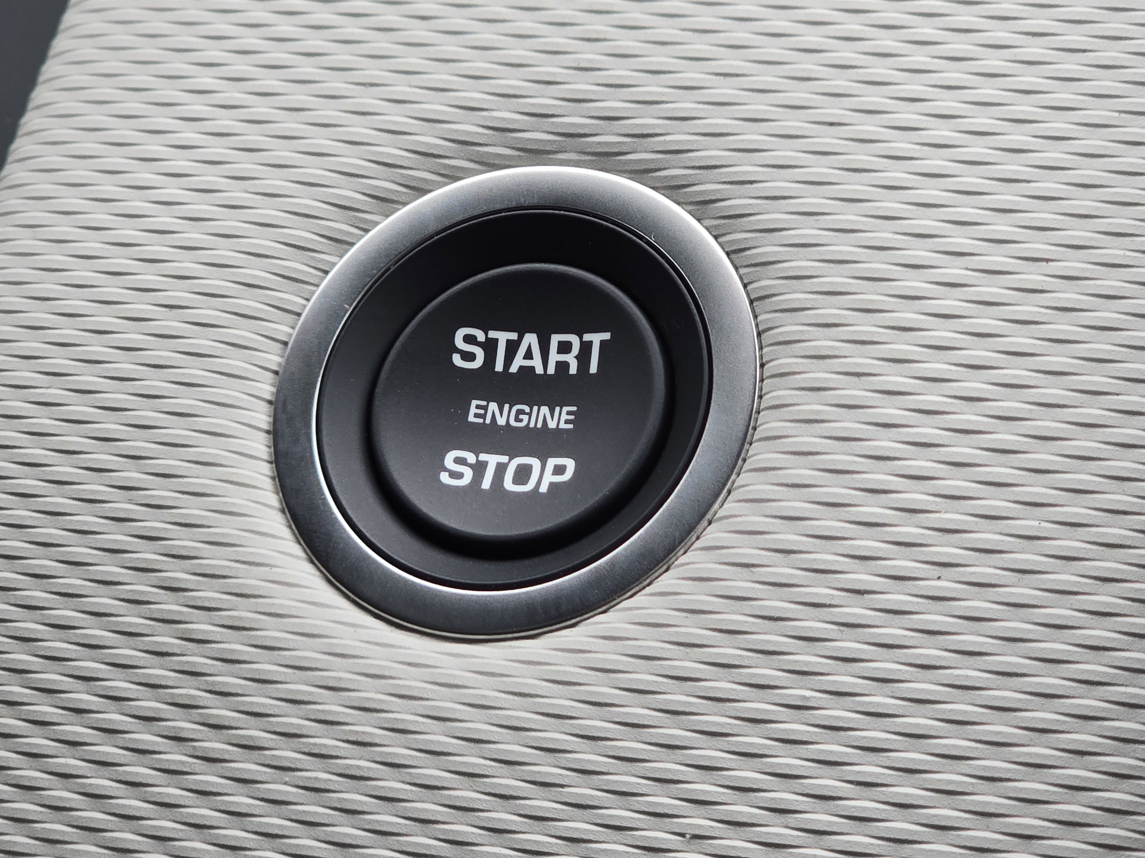 New 2025 Land Rover Discovery Sport Dynamic SE image 11