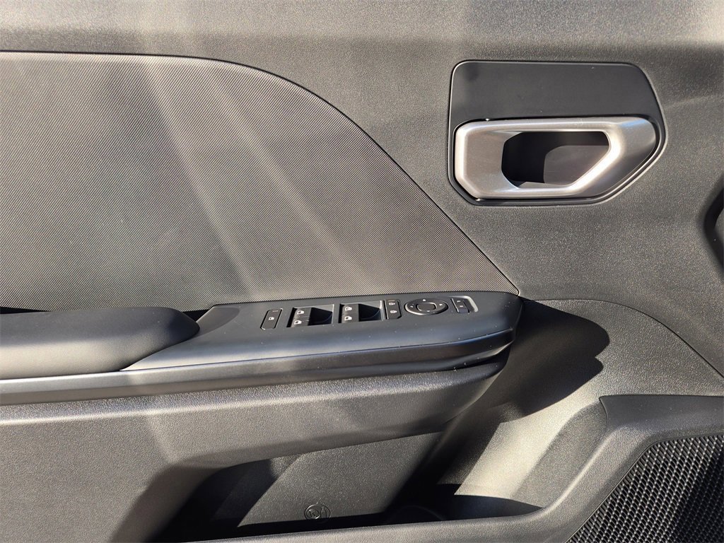 New 2026 Kia K4 LXS image 32