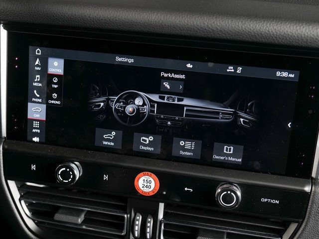 Certified 2026 Porsche Macan AWD/4WD image 19