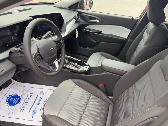 New 2026 Chevrolet Trax LT w/ Midnight Edition image 16