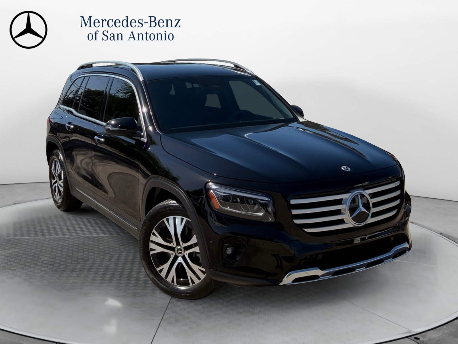 Certified 2025 Mercedes-Benz GLB 250 image 1