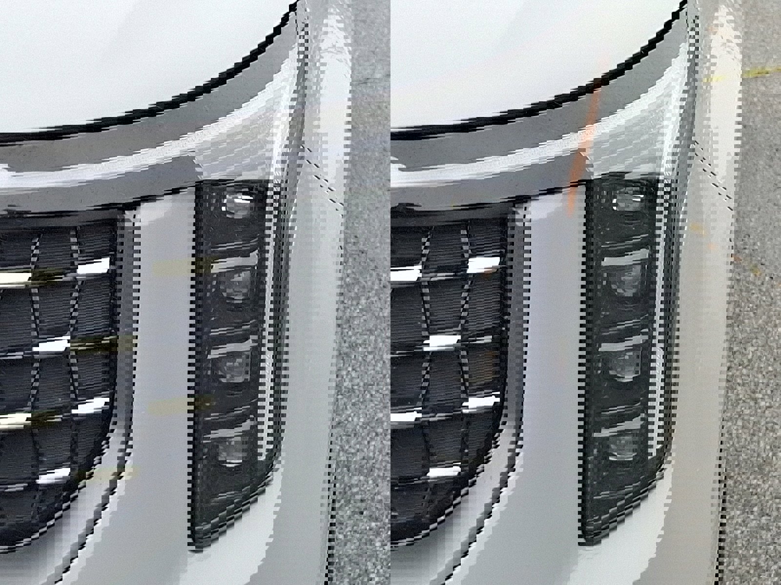 Used 2025 Kia Carnival SX Prestige image 9