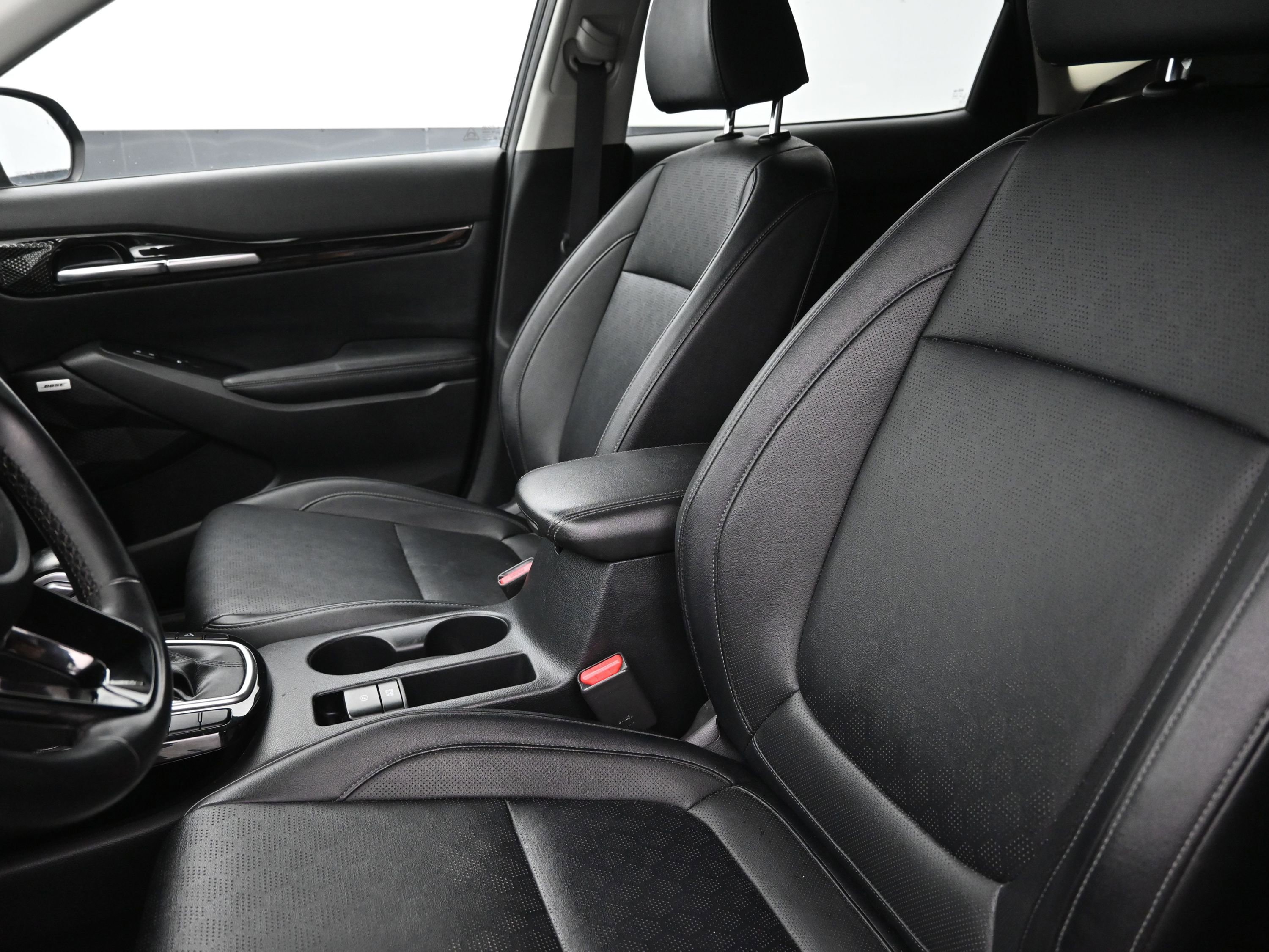 Used 2021 Kia Seltos SX w/ SX Sunroof Package image 11