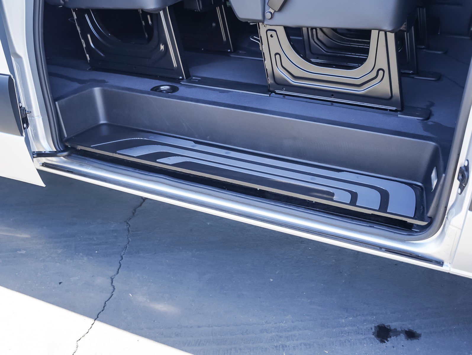 Used 2024 Mercedes-Benz Sprinter 2500 image 10