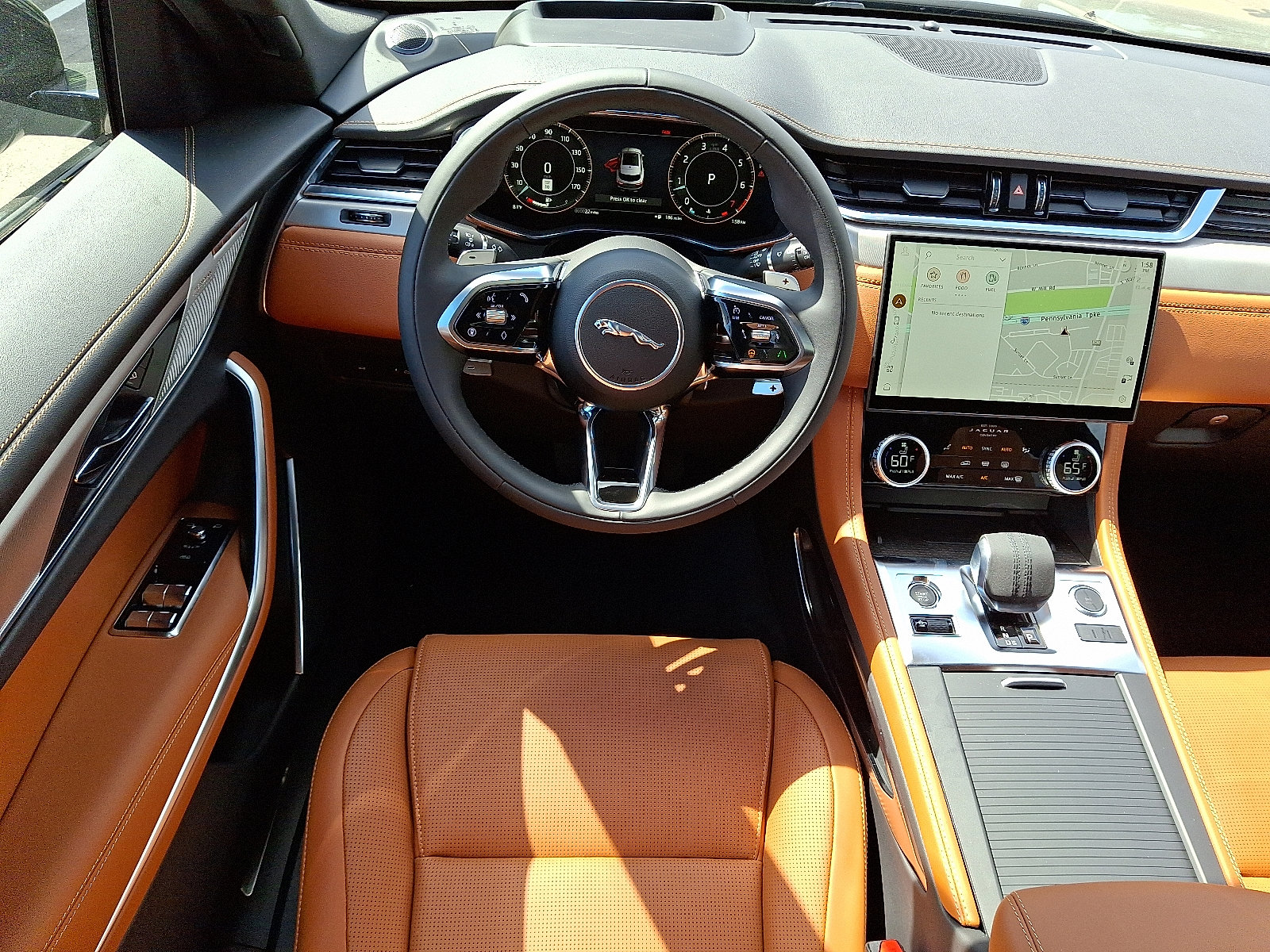 New 2026 Jaguar F-PACE R-Dynamic S image 4