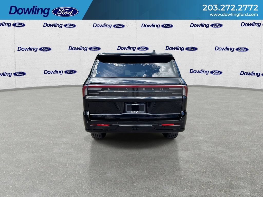 Used 2025 Lincoln Navigator L Reserve AWD/4WD image 7