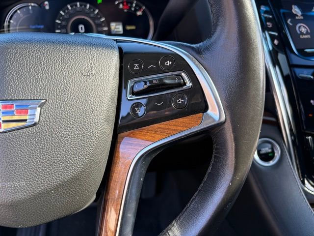 Used 2016 Cadillac Escalade Luxury image 32