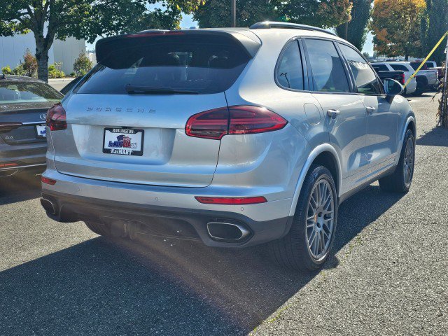 Used 2017 Porsche Cayenne Platinum Edition AWD/4WD image 3