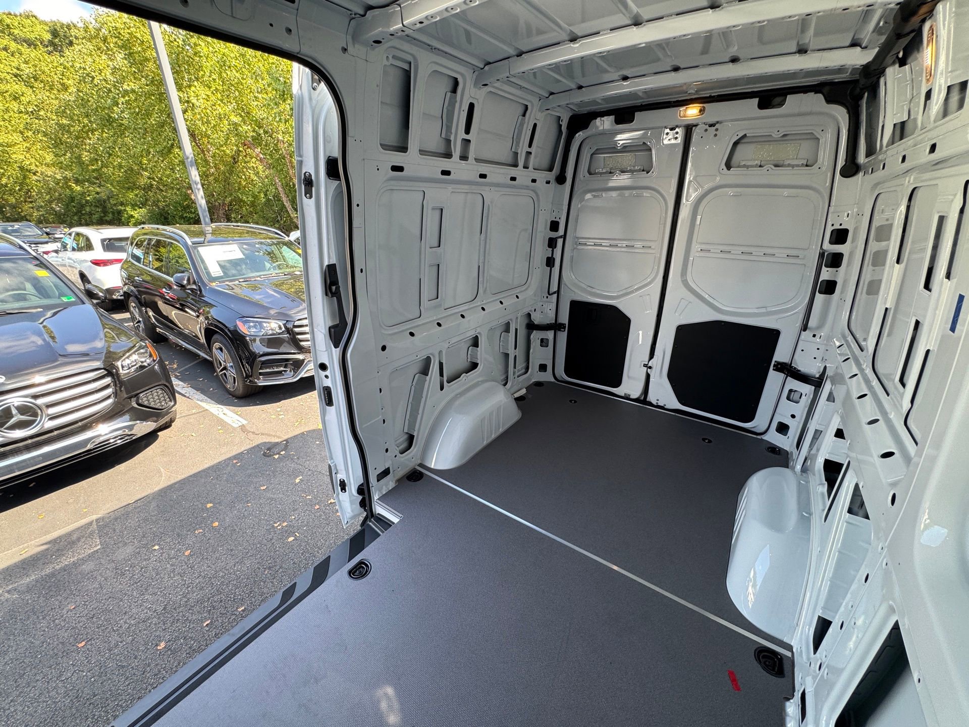 New 2026 Mercedes-Benz Sprinter 2500 image 22