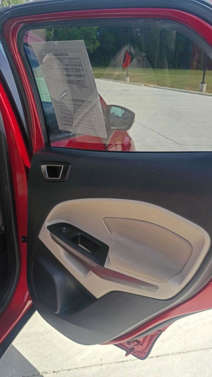 Used 2021 Ford EcoSport SE image 17