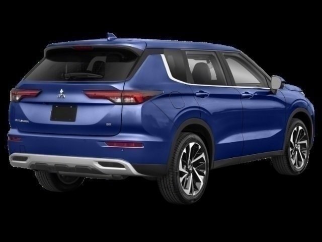 Used 2024 Mitsubishi Outlander SE image 2