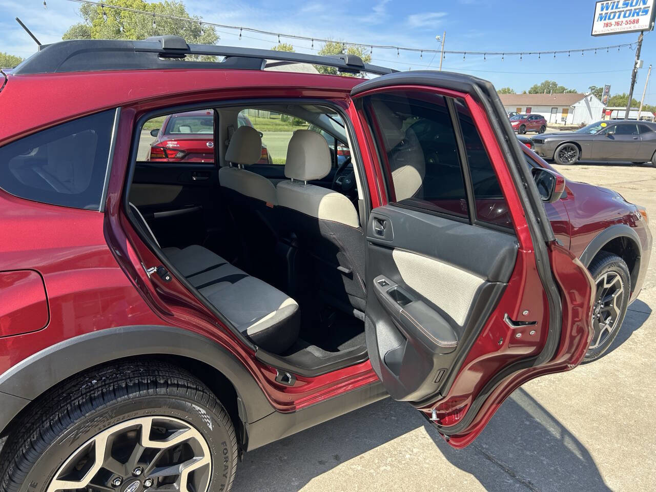 Used 2017 Subaru Crosstrek 2.0i Premium image 22