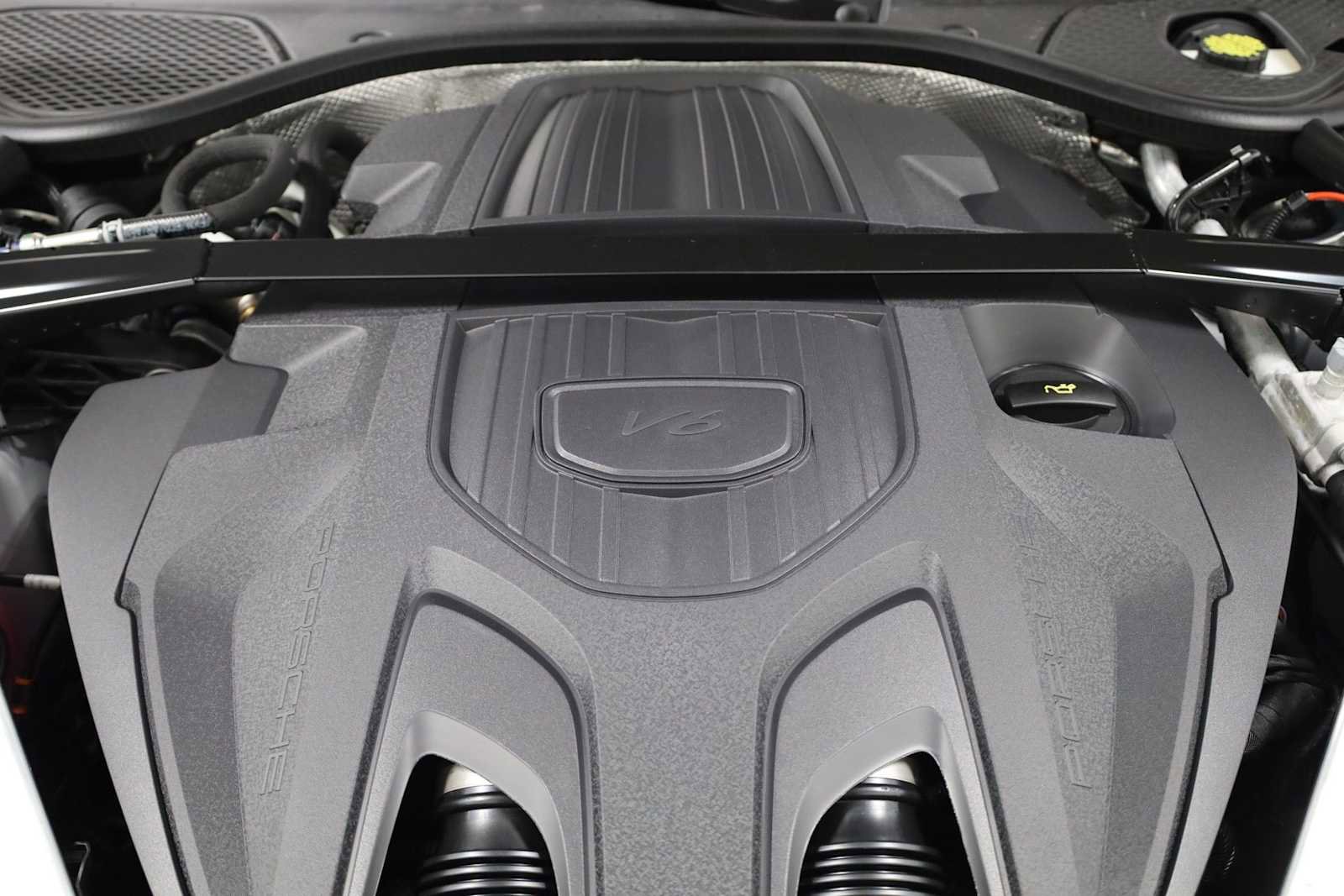 New 2025 Porsche Panamera 4 image 40