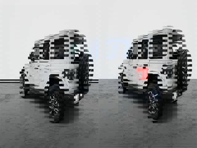 Used 2024 Jeep Wrangler Sahara image 9