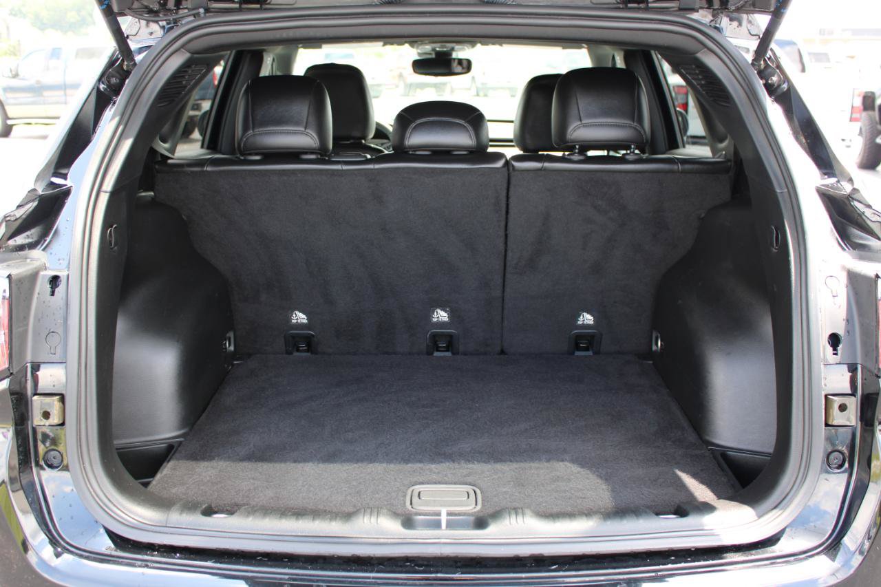 Used 2023 Jeep Compass Limited AWD/4WD image 9