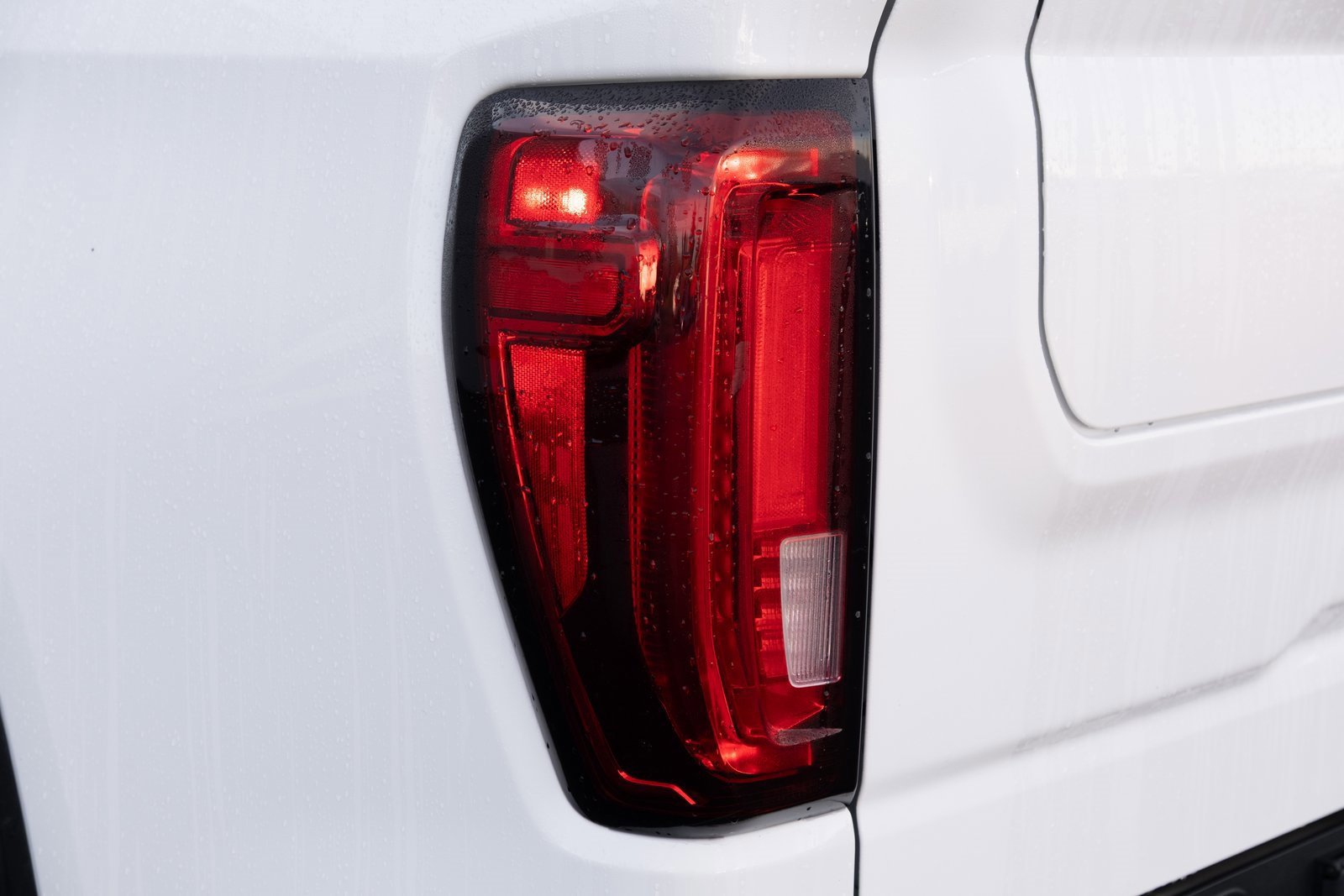 Used 2023 GMC Sierra 1500 AT4 w/ Technology Package image 28