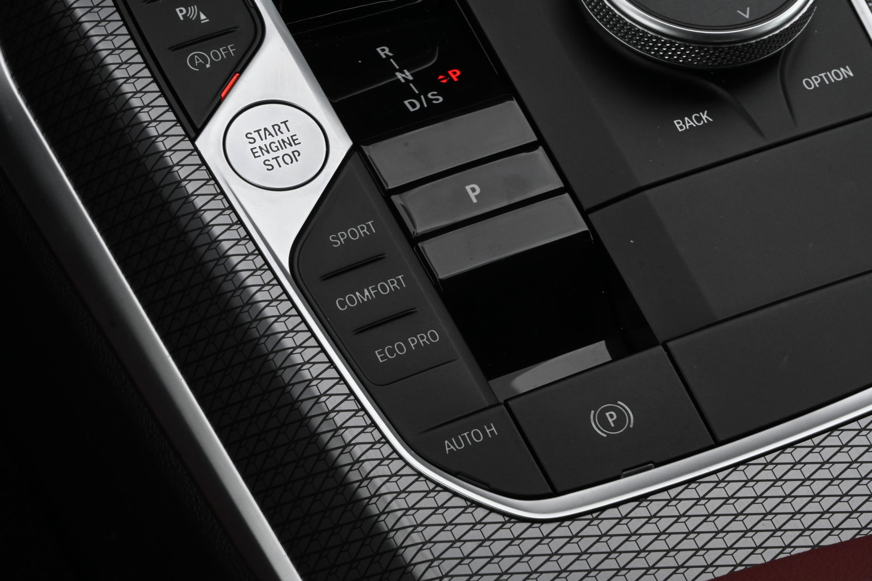 Certified 2025 BMW M440i image 20