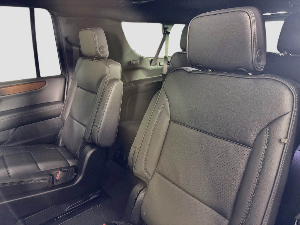 New 2026 GMC Yukon XL Denali w/ Denali Reserve Package AWD/4WD image 25