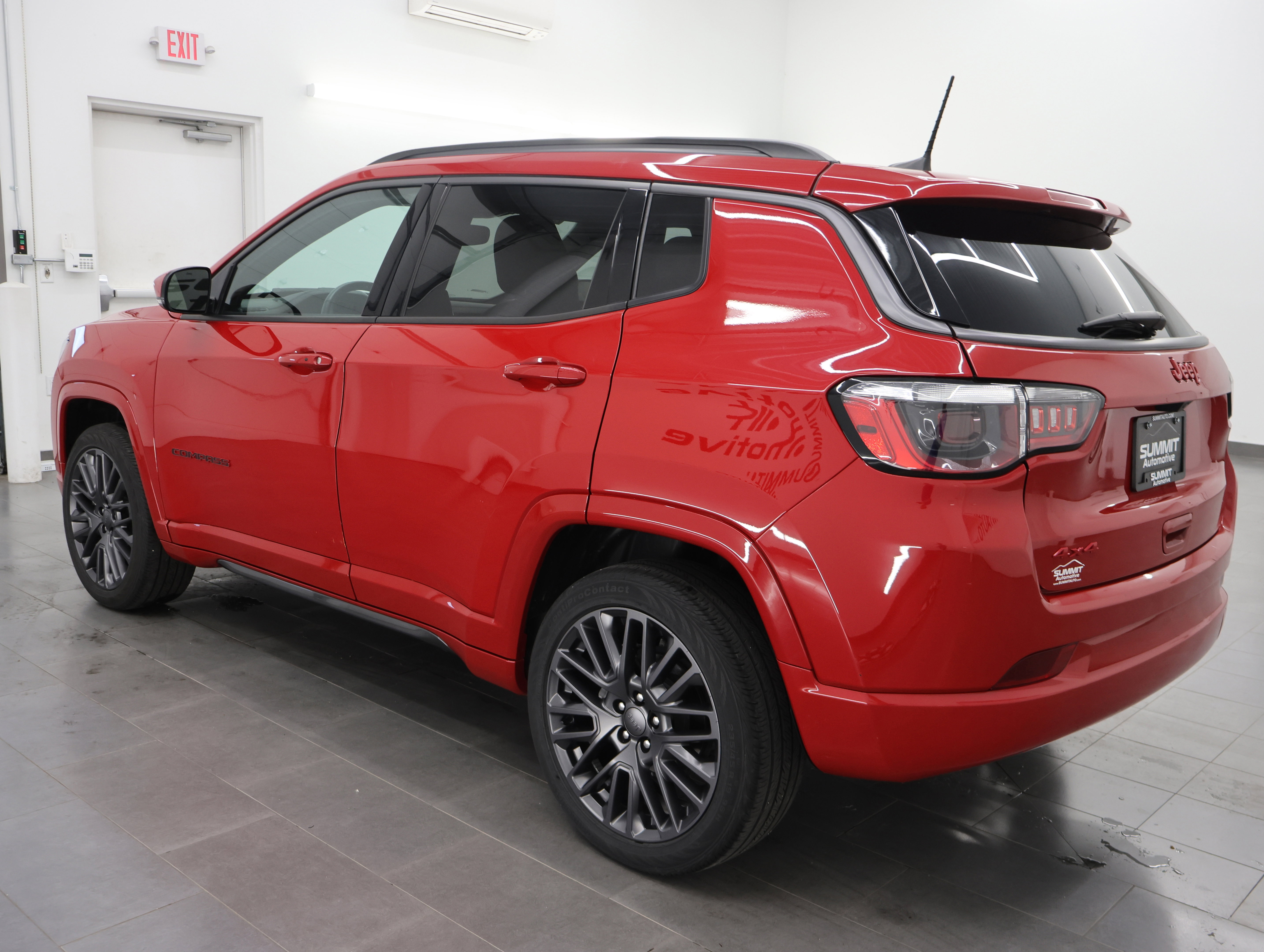 Used 2022 Jeep Compass Limited AWD/4WD image 6