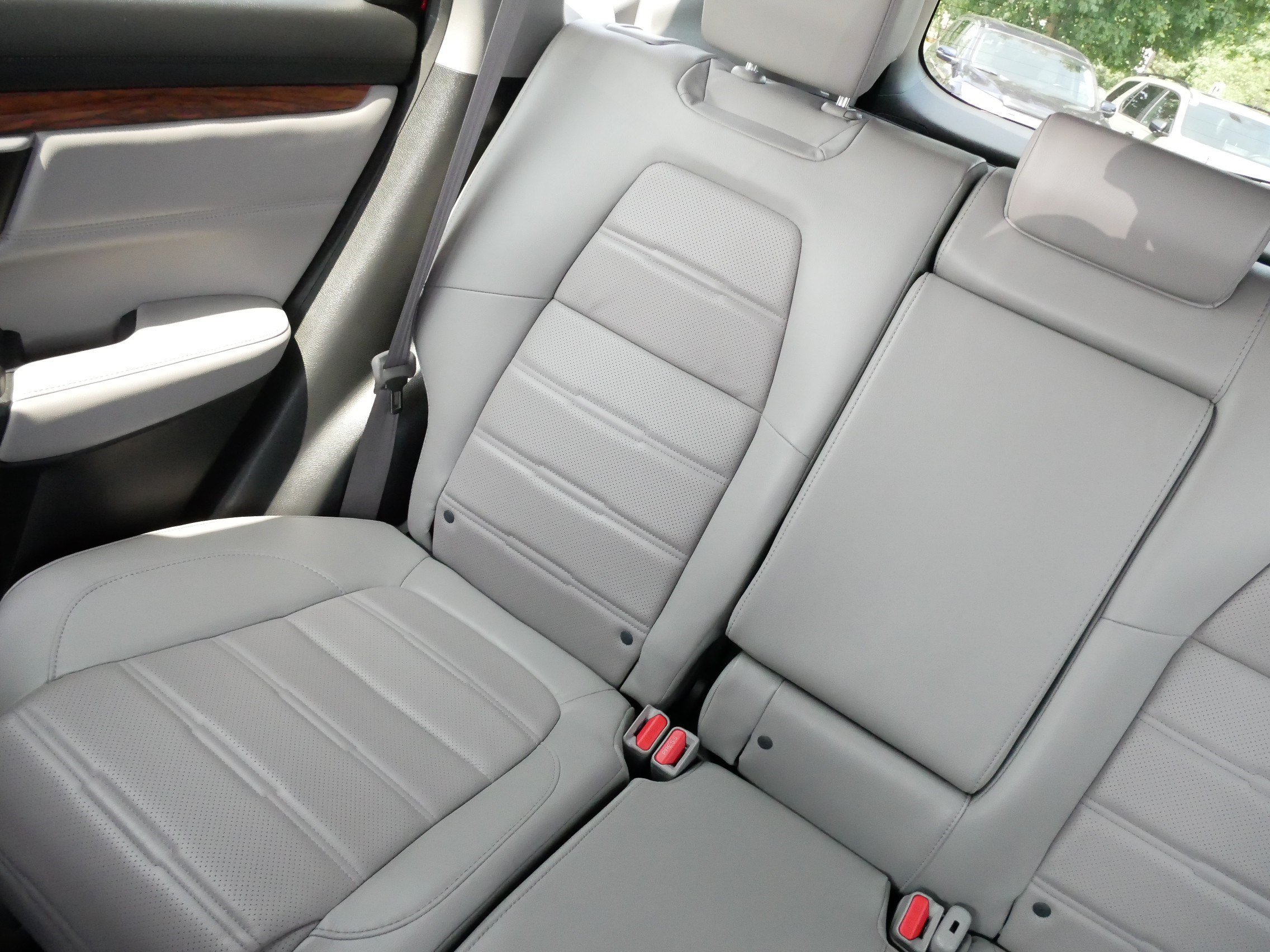 Used 2020 Honda CR-V Touring image 12
