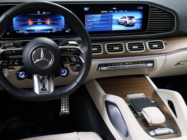 Certified 2026 Mercedes-Benz GLE 53 AMG 4MATIC image 17