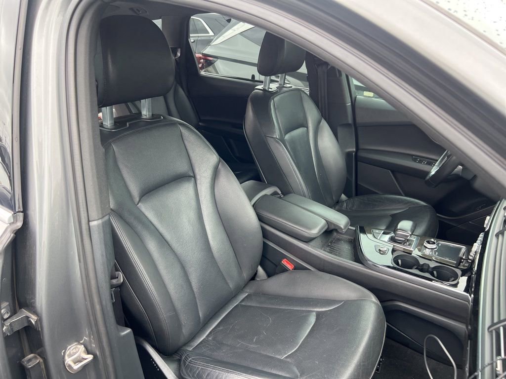 Used 2018 Audi Q7 3.0T Premium Plus w/ Premium Plus Package image 10