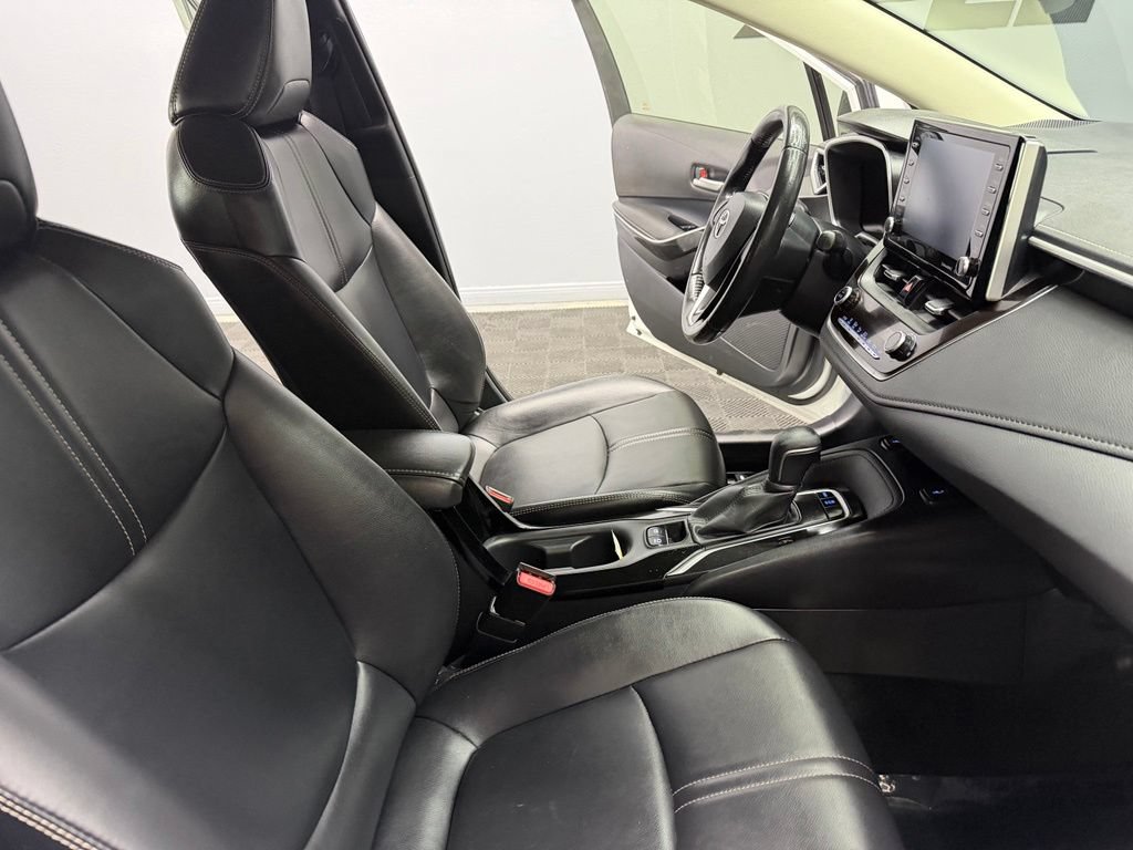 Used 2020 Toyota Corolla XLE w/ Carpet Mat Package (TMS) FWD image 49