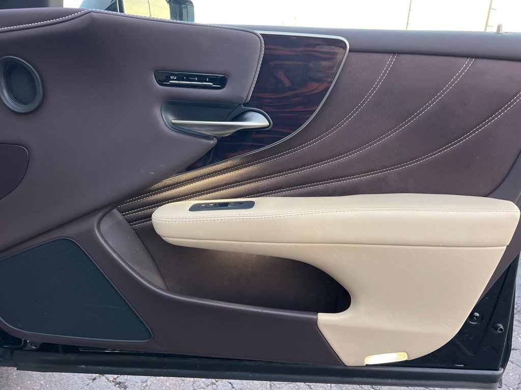 Used 2020 Lexus LS 500 AWD image 20