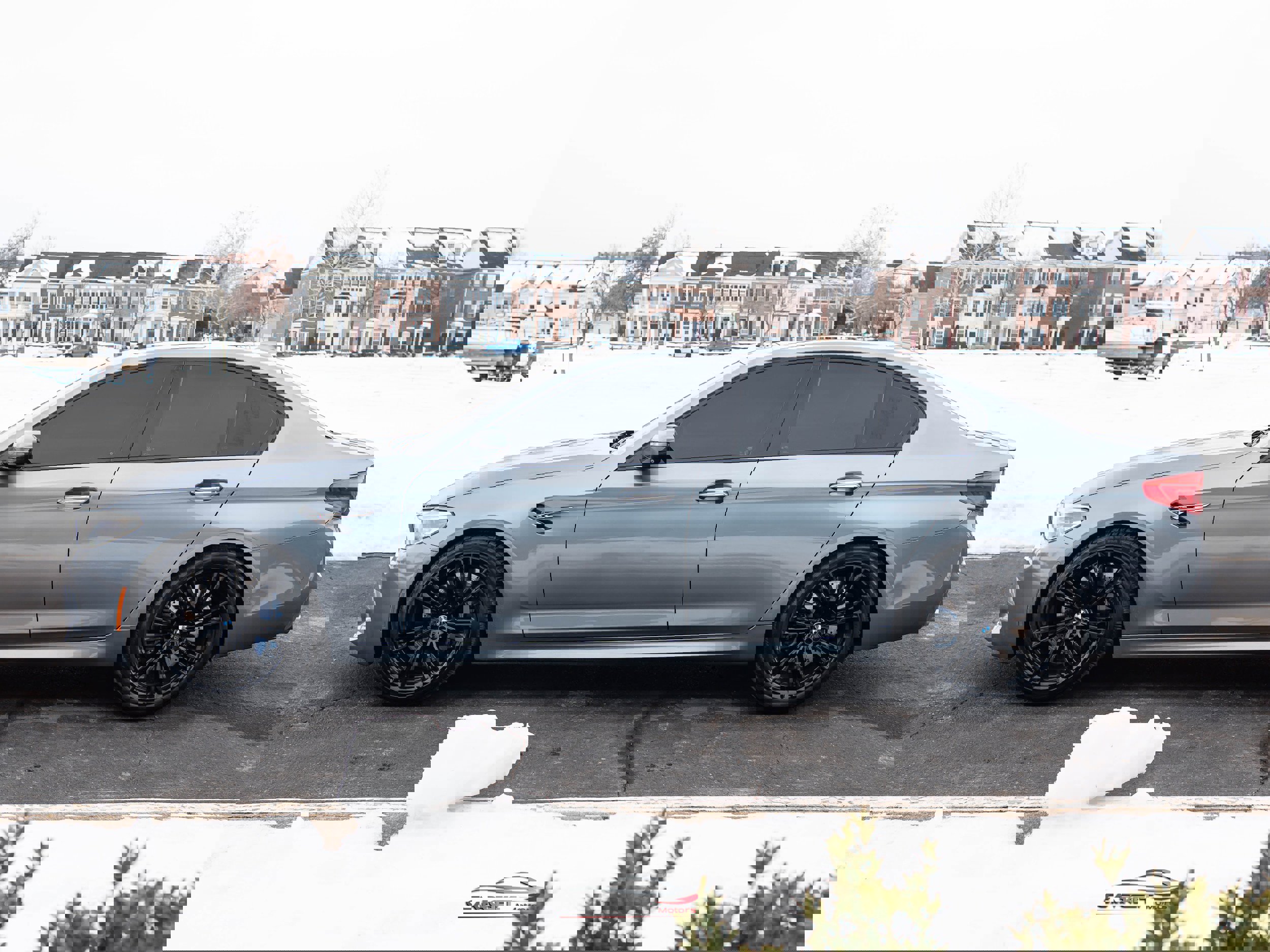 Used 2018 BMW M5 w/ Executive Package image 4