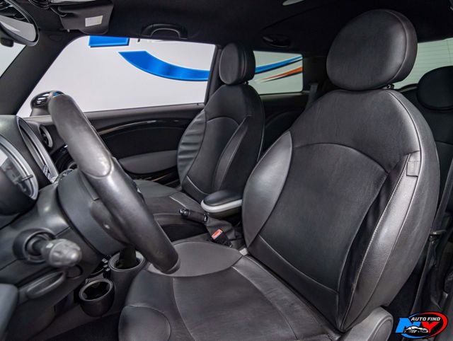 Used 2009 MINI Cooper John Cooper Works image 16