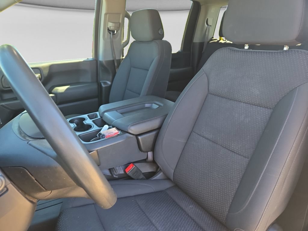 Used 2024 Chevrolet Silverado 2500 Custom AWD/4WD image 18