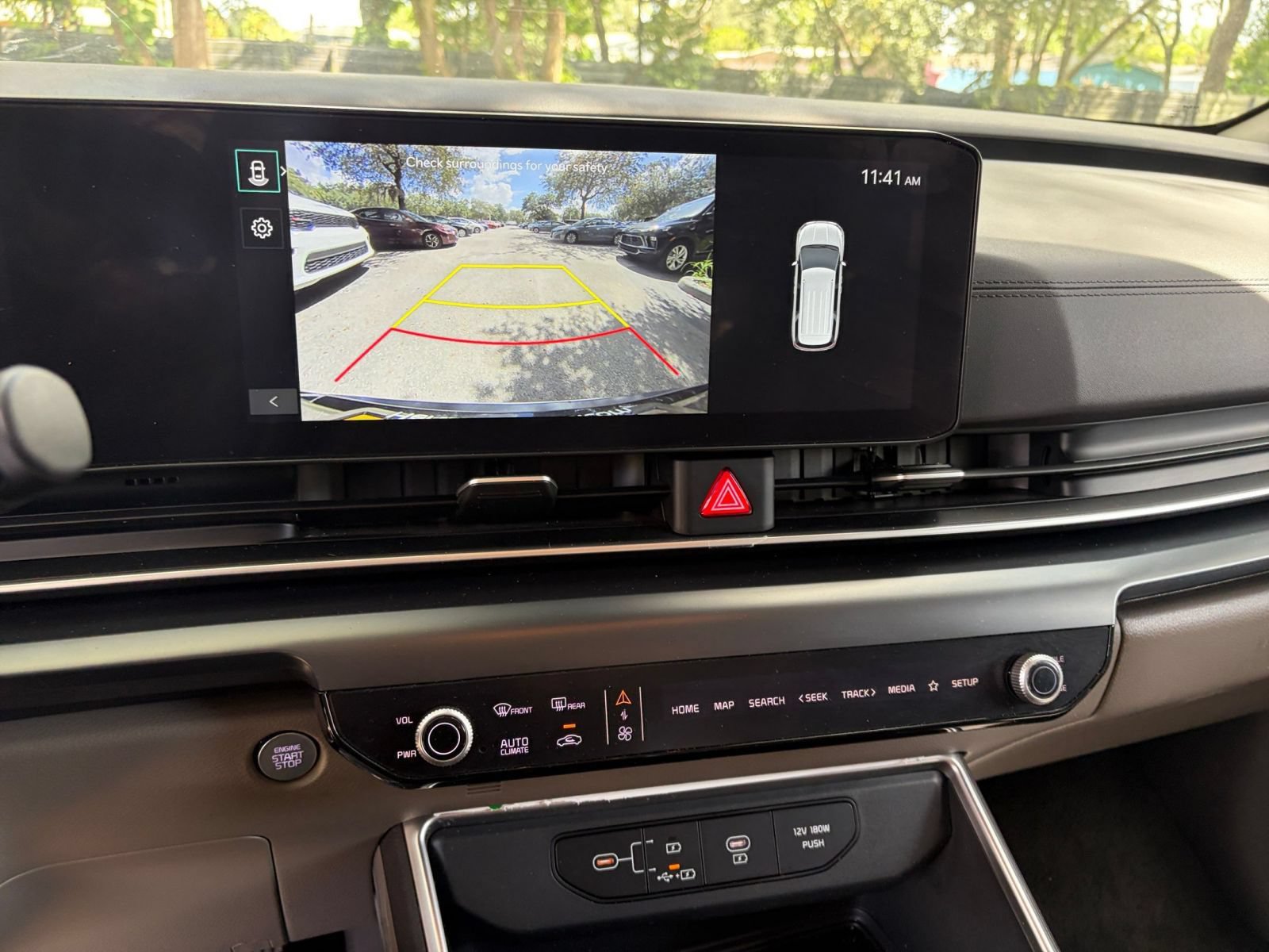 Used 2026 Kia Carnival FWD image 16
