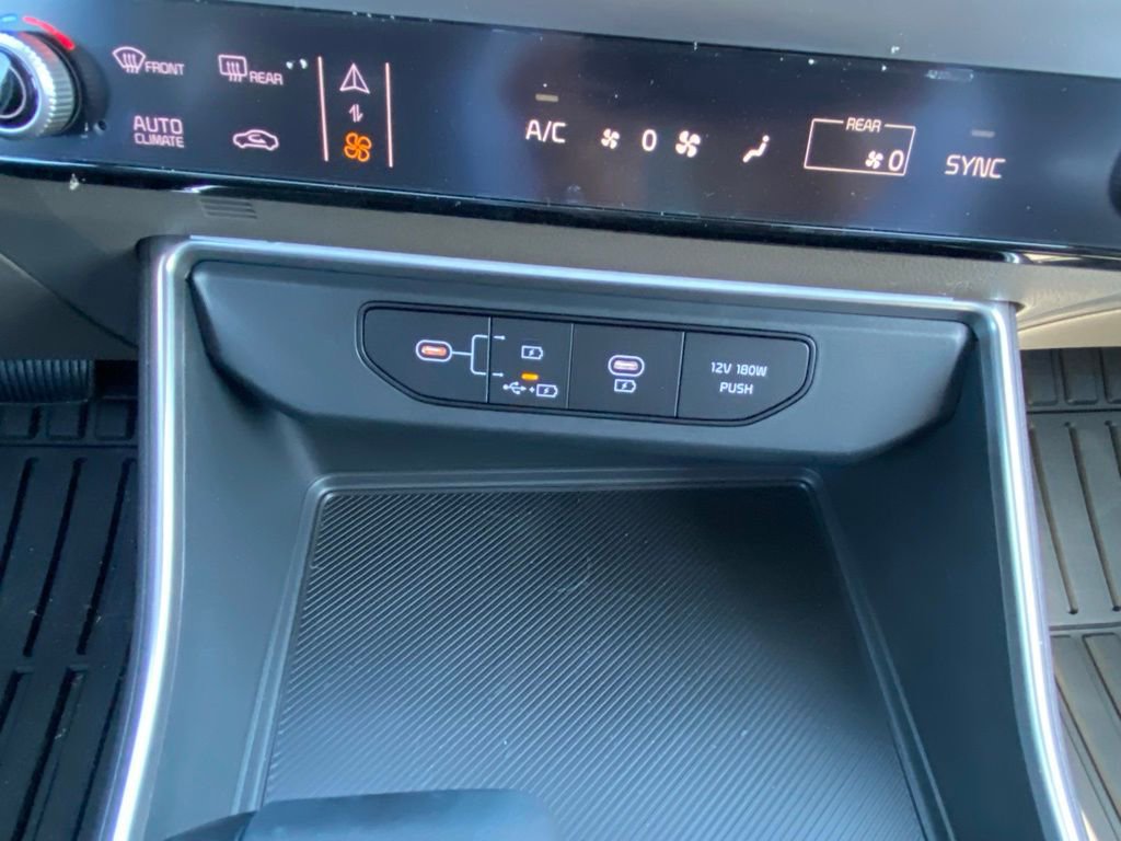 New 2026 Kia Carnival image 17