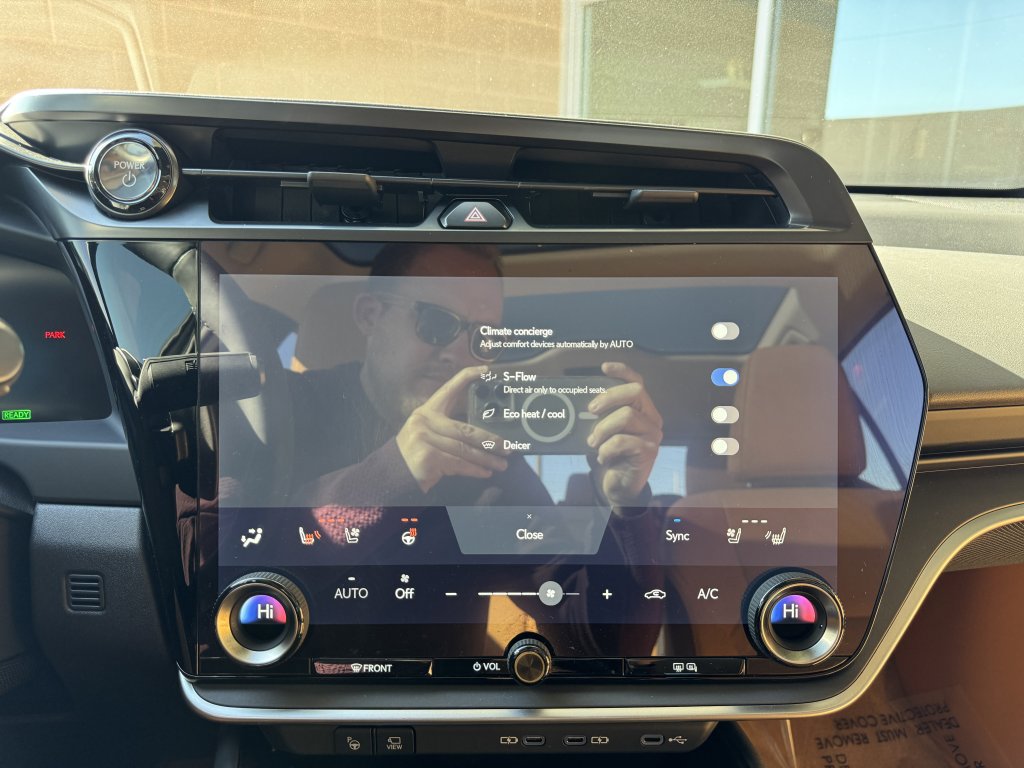 Used 2023 Lexus RZ 450e Premium w/ Technology Package image 22