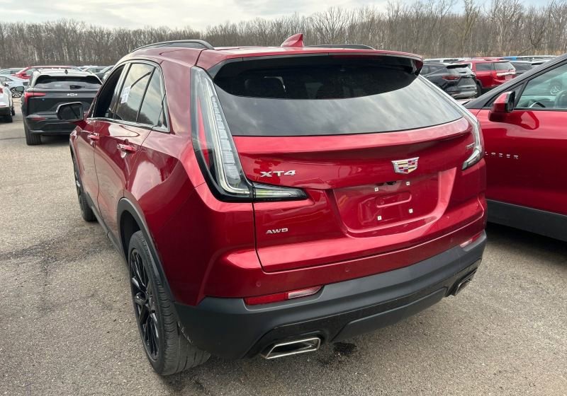 Used 2023 Cadillac XT4 Sport w/ Cold Weather Package image 4