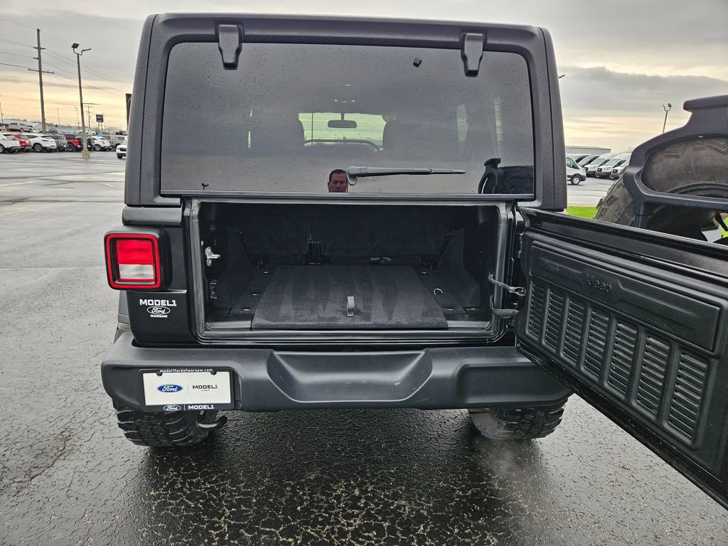 Used 2018 Jeep Wrangler Unlimited Sport S image 18