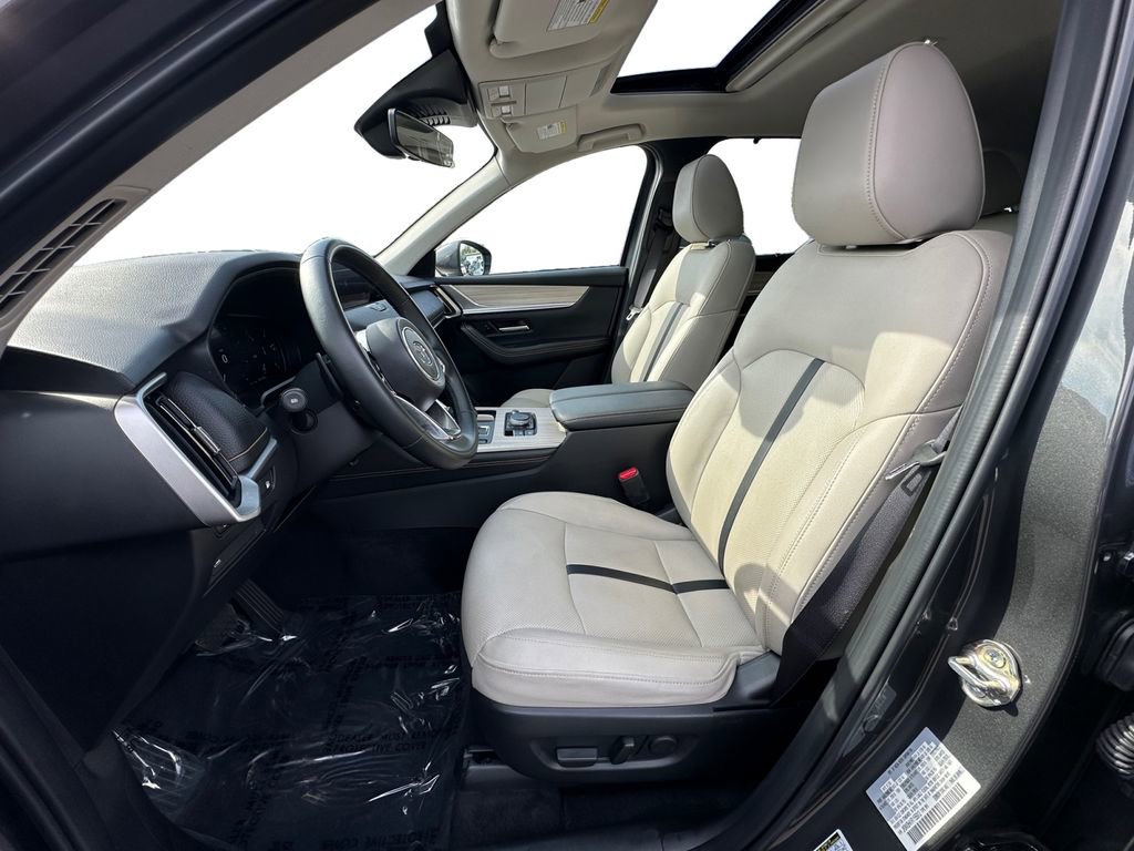 Used 2024 MAZDA CX-90 Plug-In Hybrid w/ Preferred image 9