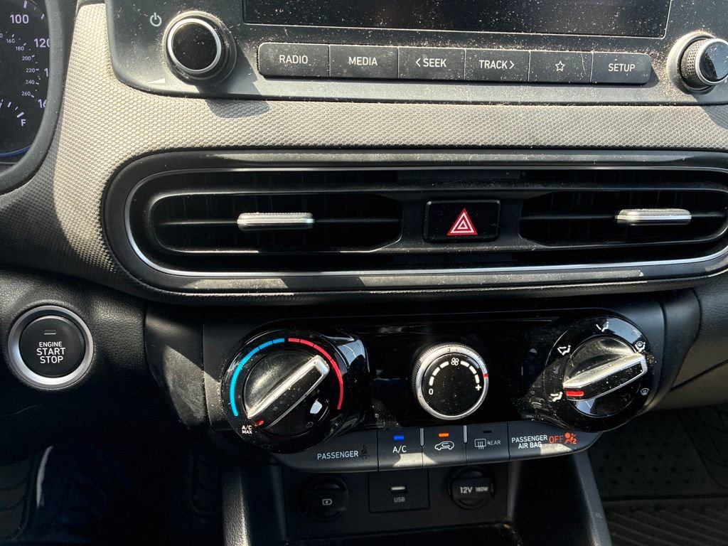 Used 2022 Hyundai Kona SEL FWD image 27