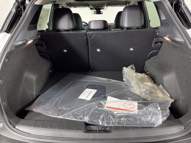 New 2026 Nissan Kicks SR w/ SR Premium Package FWD image 47